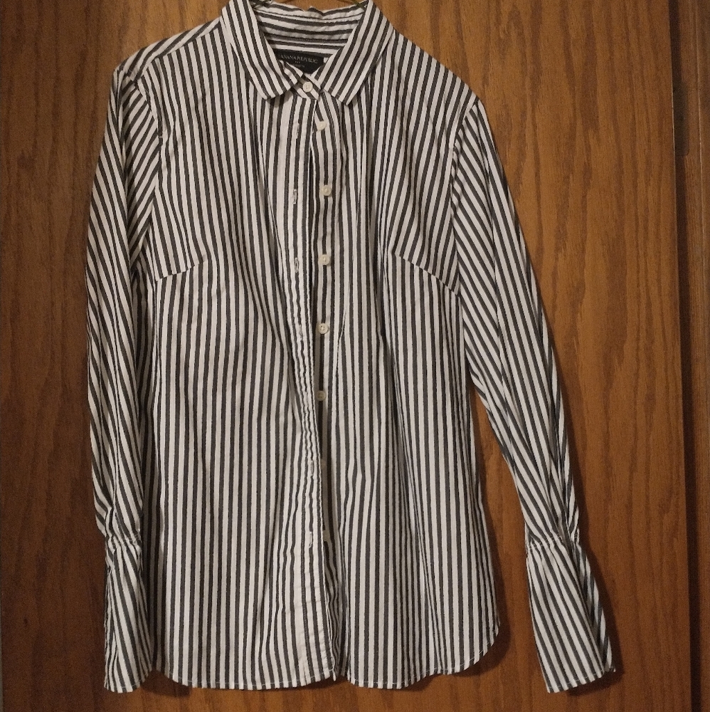 NWOT striped blouse with fun detail
